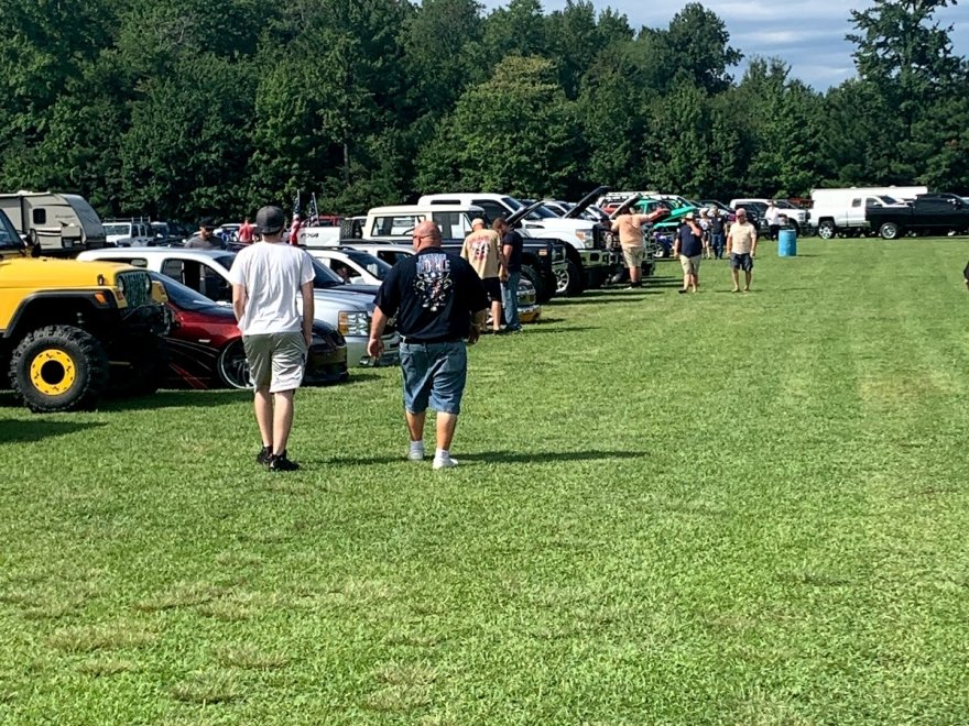 Delaware International Speedway and US 13 Dragway
