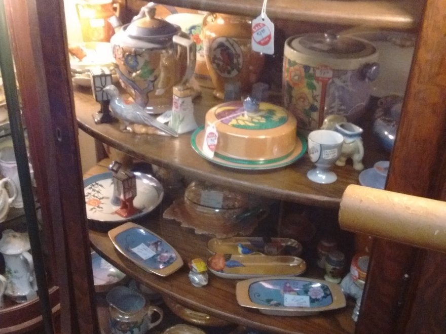 Beaman's Old & Gnu Antiques