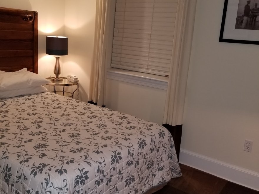 Hotel Rodney